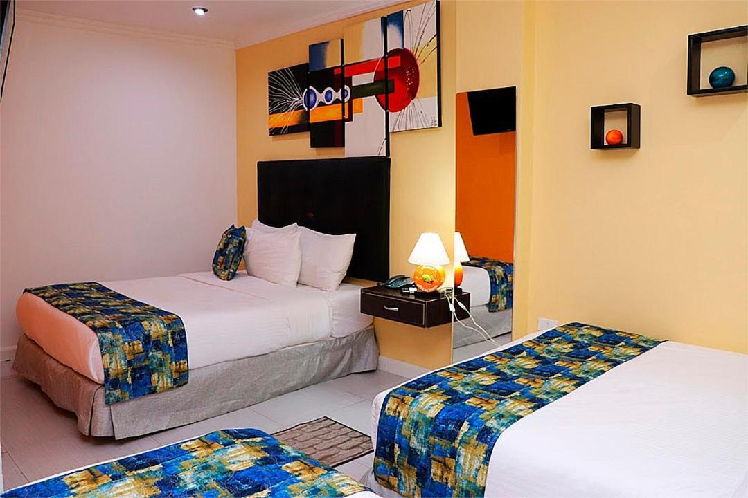 Hotel Alto Mar Catia La Mar Exterior foto