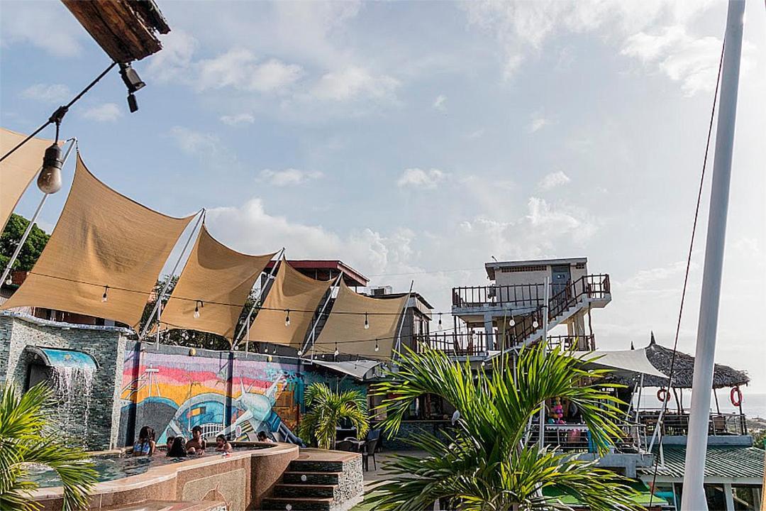 Hotel Alto Mar Catia La Mar Exterior foto